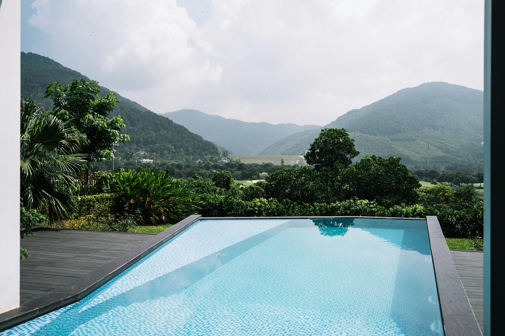 Swimming Pools - Photo 3